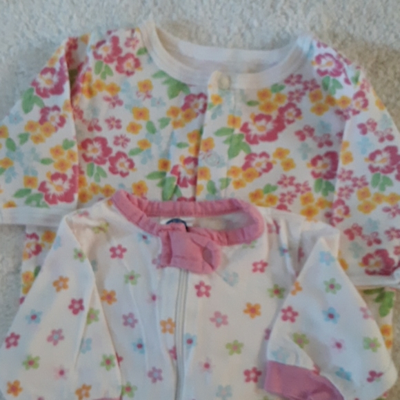 Girls One Piece Footed Sleepers Newborn - Picture 3 of 7